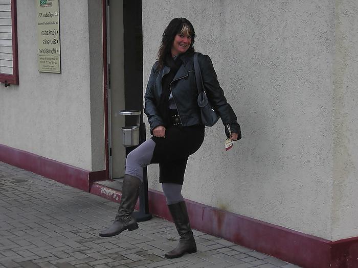 25P Sexy dutch amateur mother Marjanne from facebook