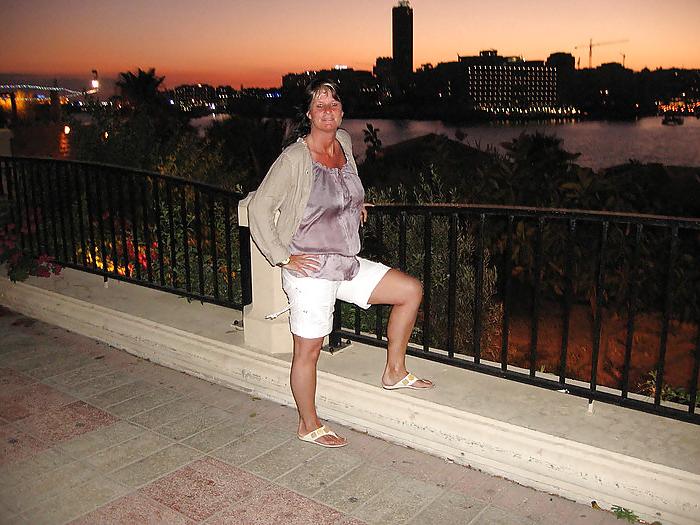 25P Sexy dutch amateur mother Marjanne from facebook