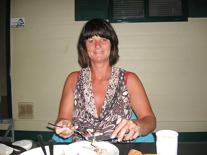 25P Sexy dutch amateur mother Marjanne from facebook