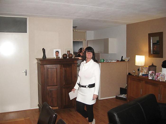 25P Sexy dutch amateur mother Marjanne from facebook