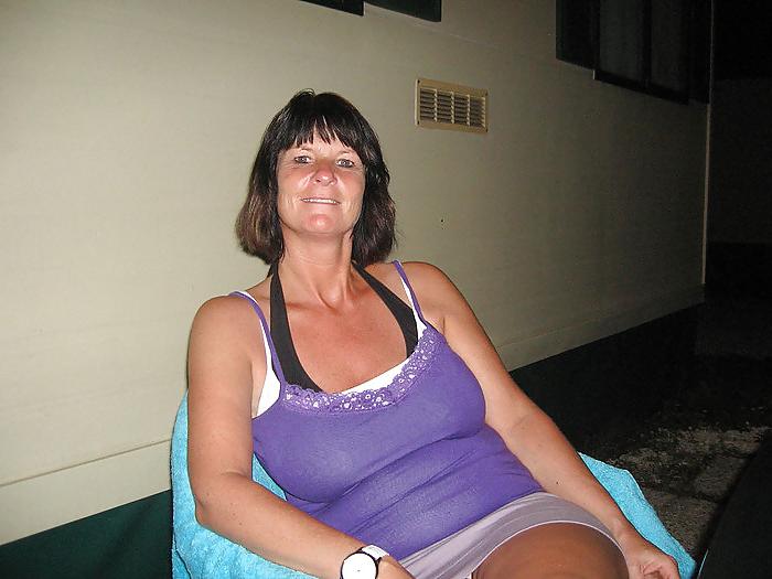 25P Sexy dutch amateur mother Marjanne from facebook