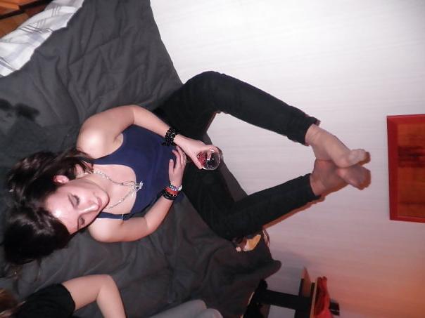 11P Amateur Nylon Feet