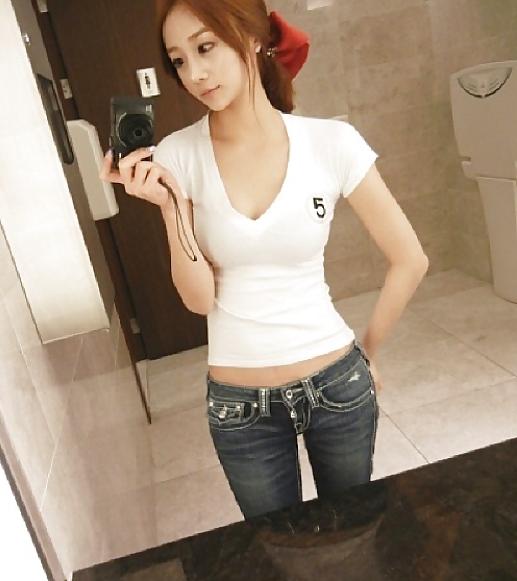 9P Amateur asian hotties