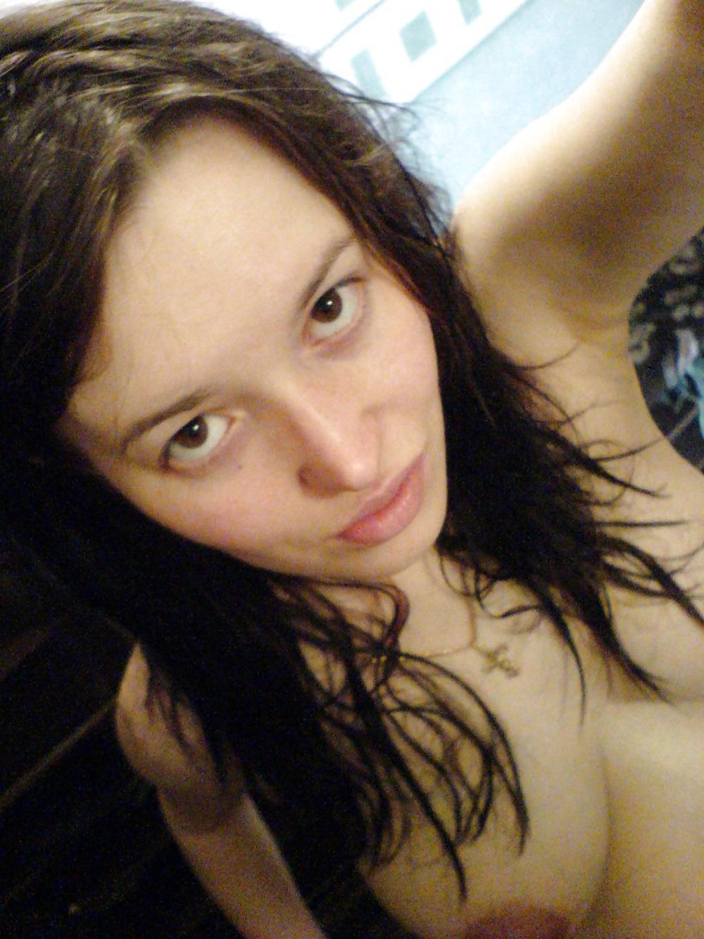 25P SLUT THROUGH THE YEARS 3: EX GF AMATEUR PREGNANT (WheelSex)