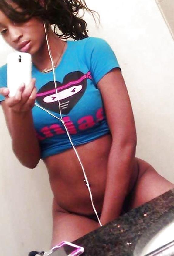 25P Amateur Black Girls 4