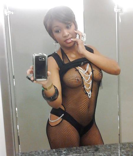 25P Amateur Black Girls 4