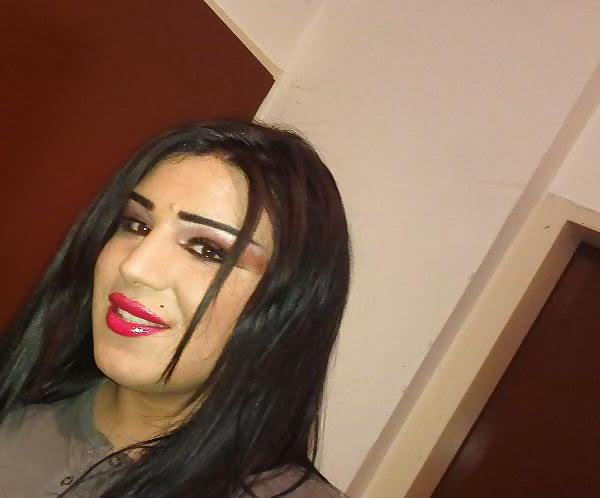 25P Arab Amateur Shemales