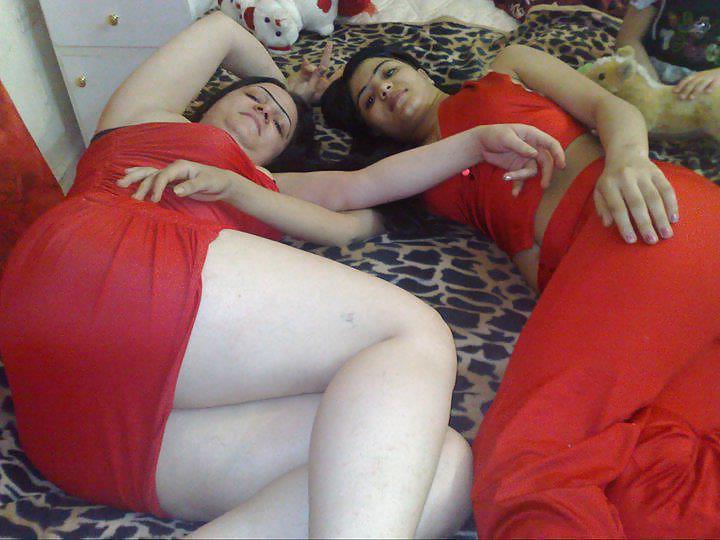 25P Arab Amateur Shemales
