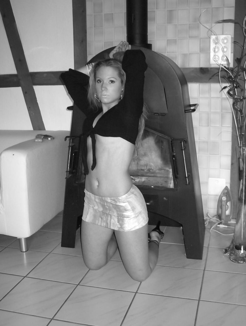 25P Pretty Sexy Blonde Amateur Teeny Bitch
