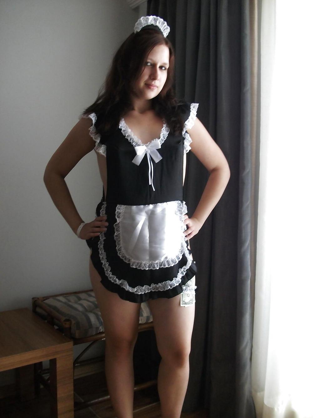 25P Amateur brunette