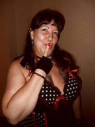 15P Amateur BBW Slut piratewench559 from Fresno,California Vol1