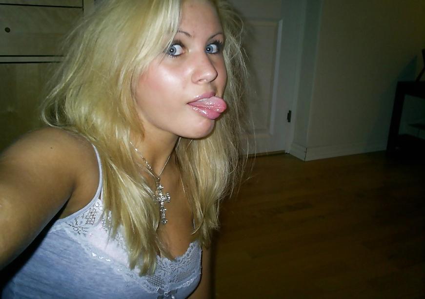 25P Amateur Threesomesl