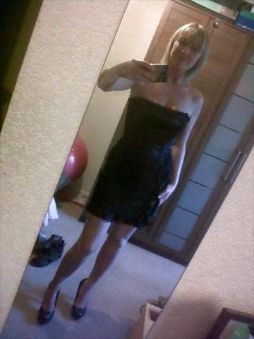 25P Mature Amateur Clothed 7