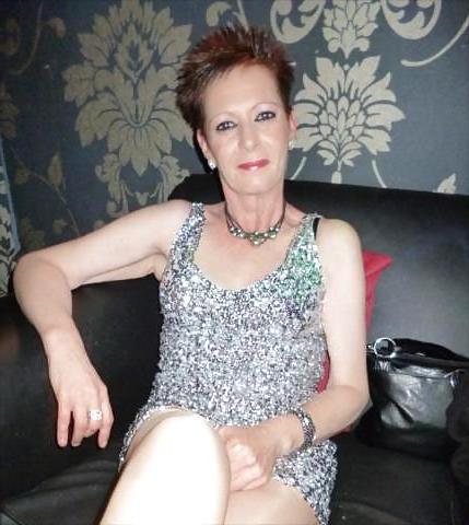 25P Mature Amateur Clothed 7