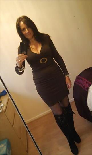 25P Mature Amateur Clothed 7