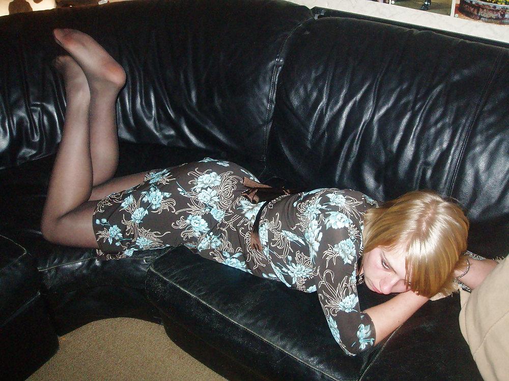20P Amateur Young Pantyhose Feet 2