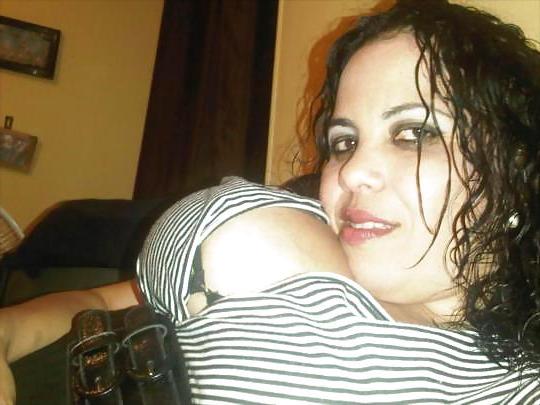 25P Mature Amateur Clothed 6