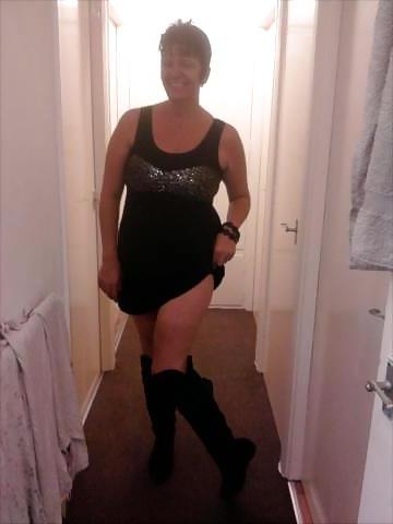 25P Mature Amateur Clothed 6