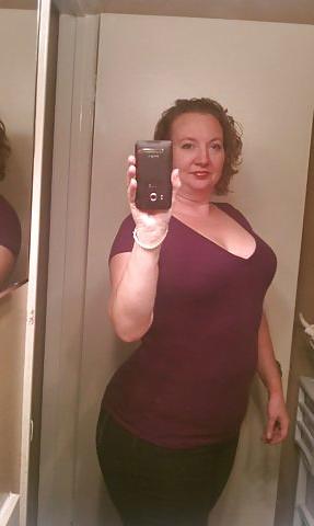 25P Mature Amateur Clothed 6