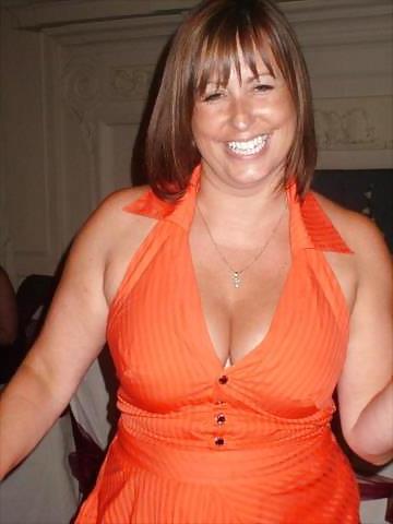25P Mature Amateur Clothed 6