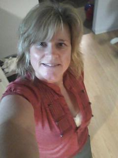25P Mature Amateur Clothed 6