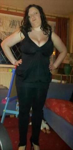 25P Mature Amateur Clothed 6