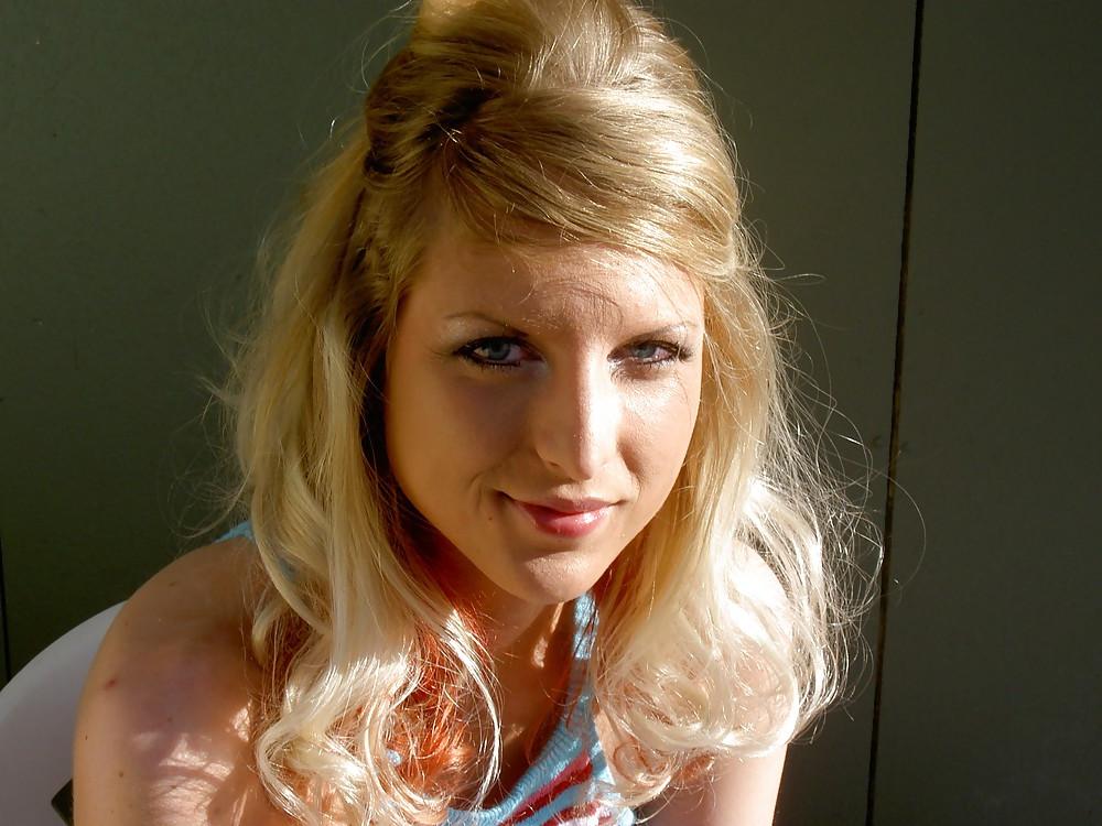 25P Amateur Girl #2