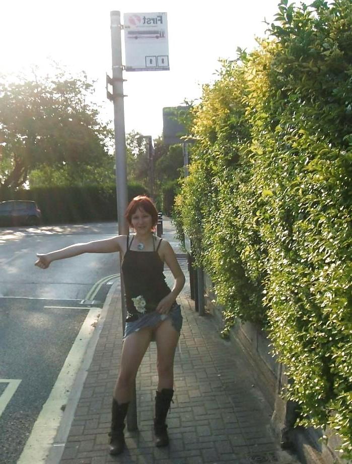 15P Redhead amateur teen show body outdoor