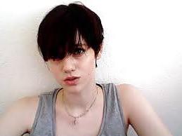 25P Amateur short hair hotties