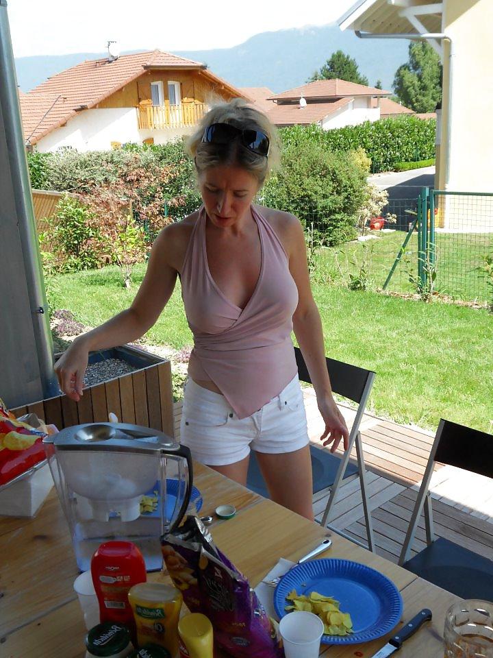 25P Slutty amateur mom Dominique from facebook