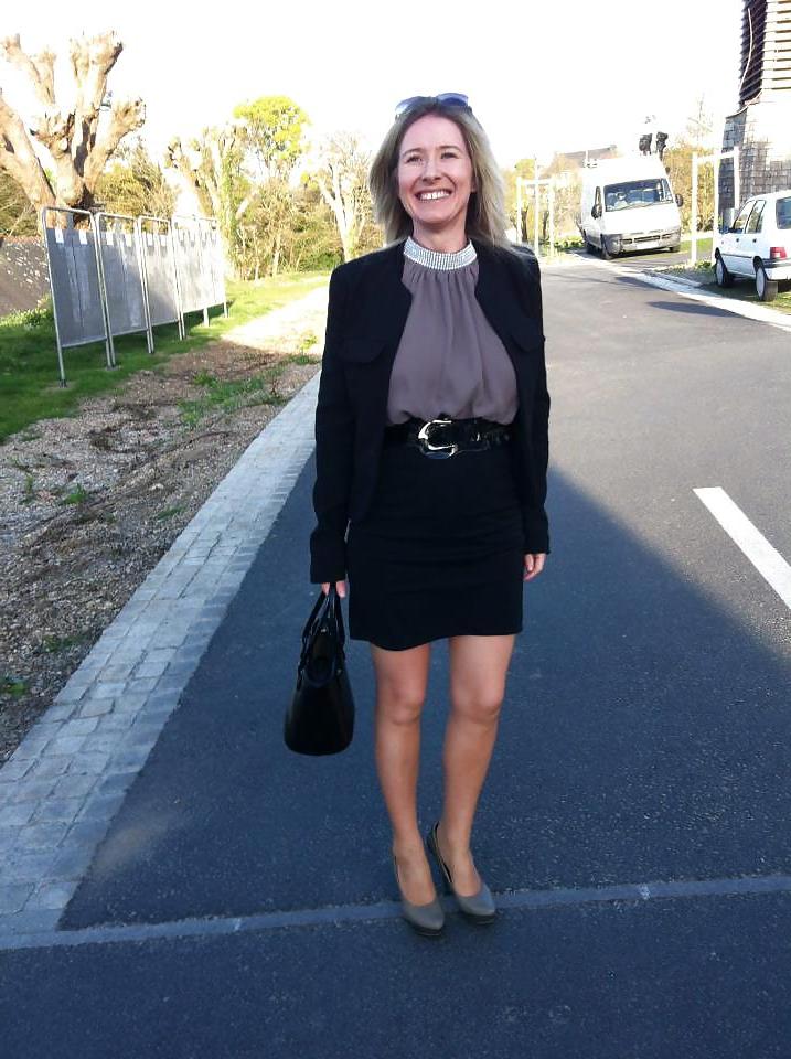 25P Slutty amateur mom Dominique from facebook