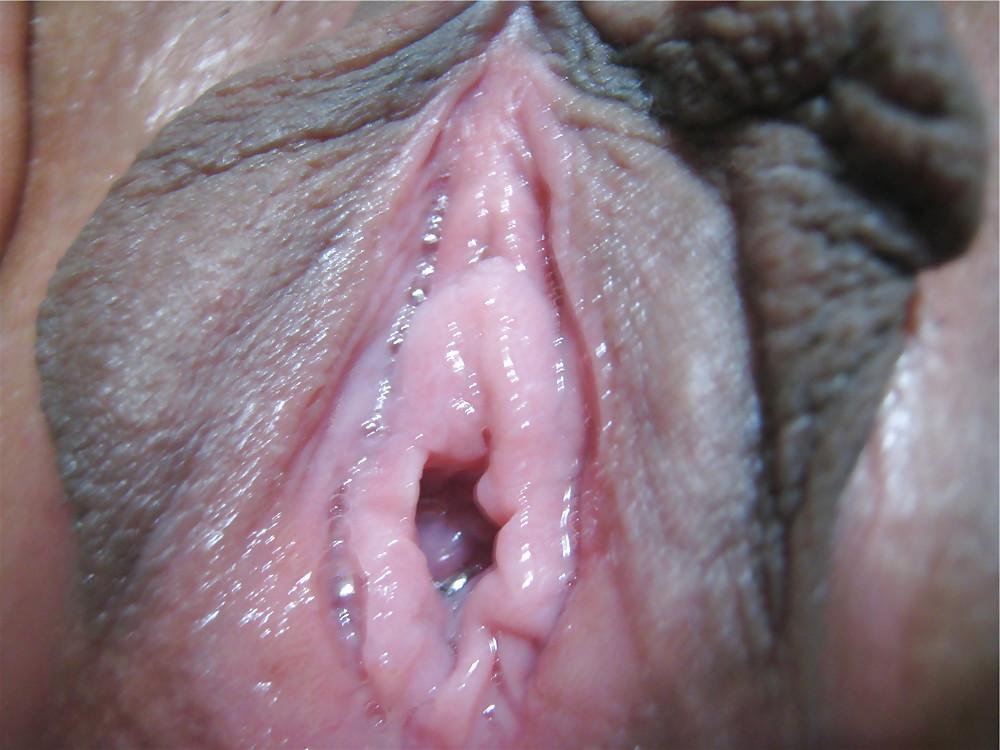 18P The Beauty of Amateur Asian Pussy and Ass