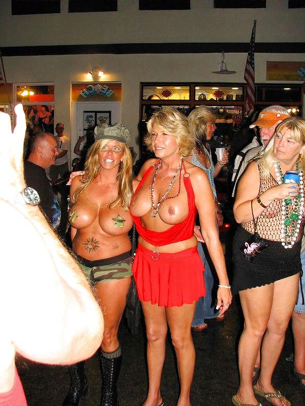 25P Amateur Mature Bitches 3