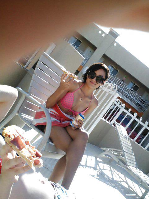 19P Young amateur bikini sluts