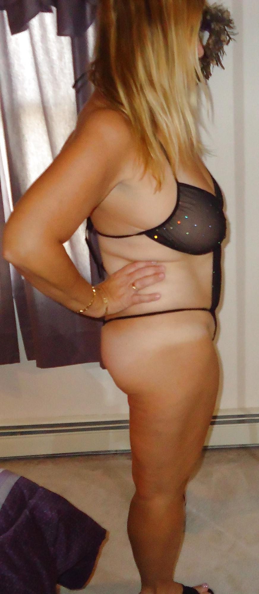 25P Sexy amateur matures