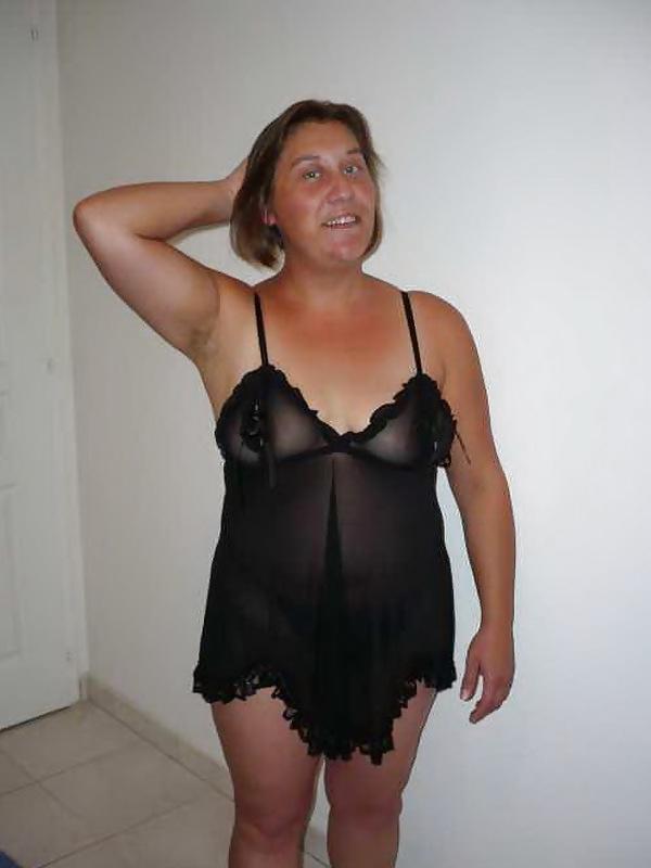 23P Amateur mature hairy!