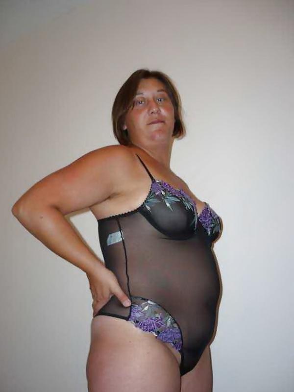23P Amateur mature hairy!