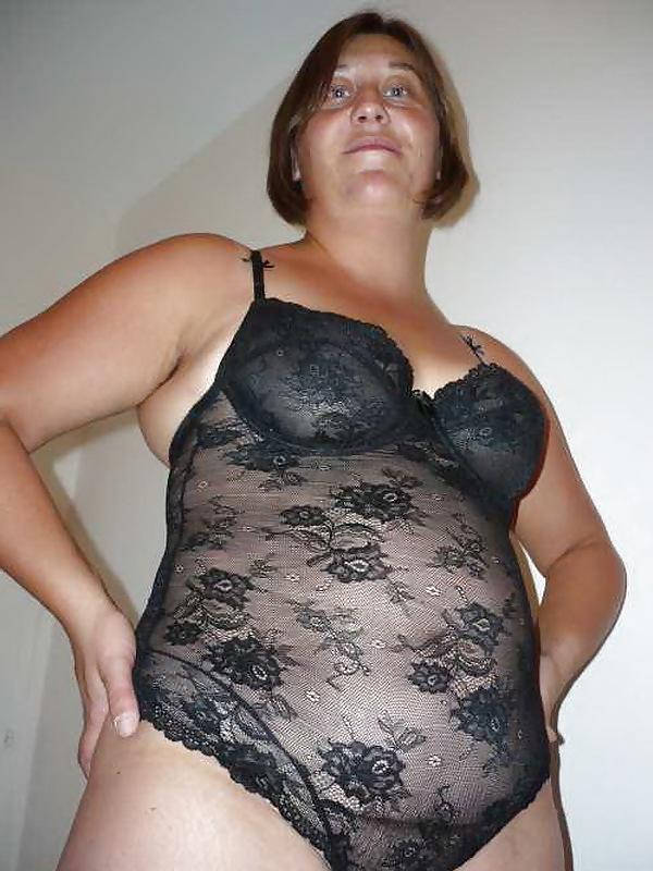 23P Amateur mature hairy!