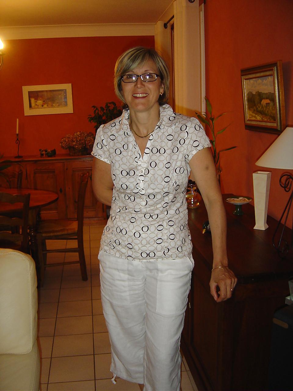 11P Annette amateur horny milf french