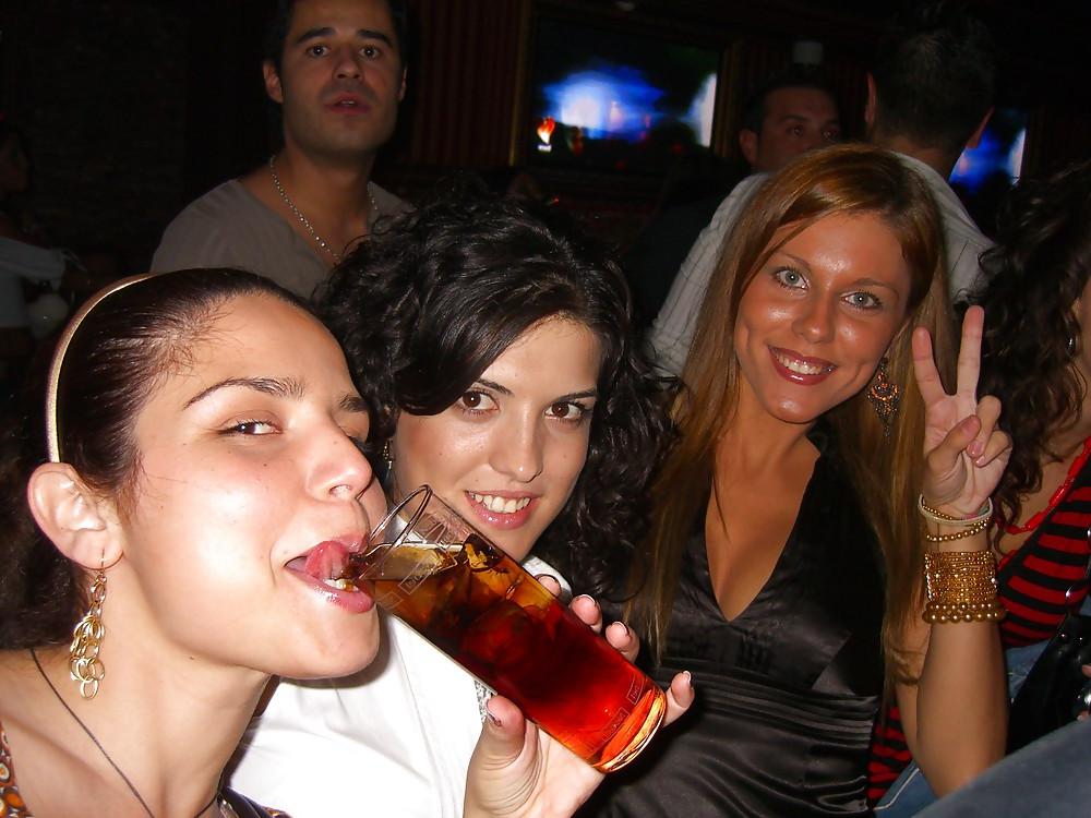 25P Brunette amateur wife