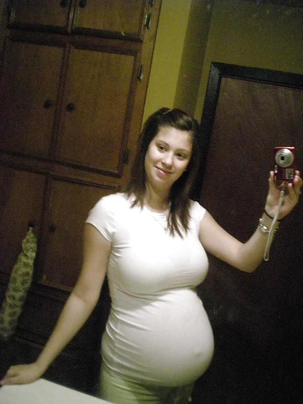 13P Amateur PREGNANT teen selfshot part 2