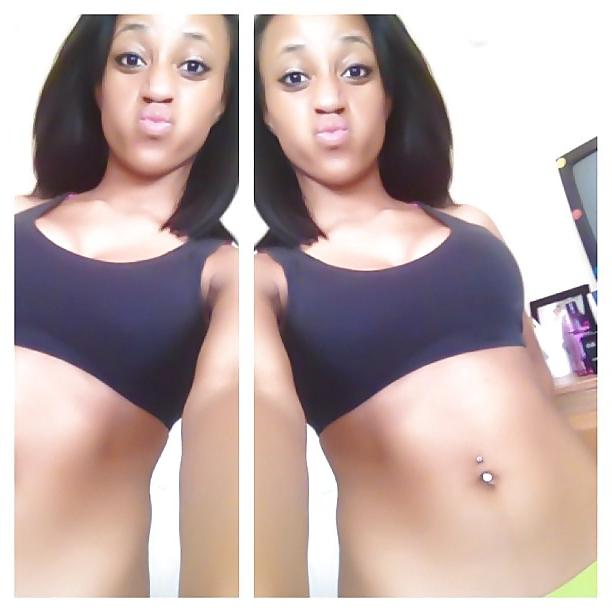 25P Amateur Facebook Babes Nude & Non-Nude