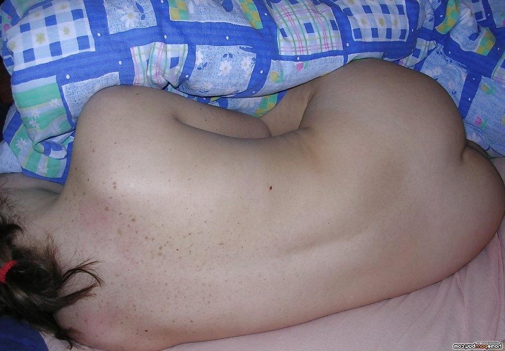 25P Shameless amateur slut porn pics