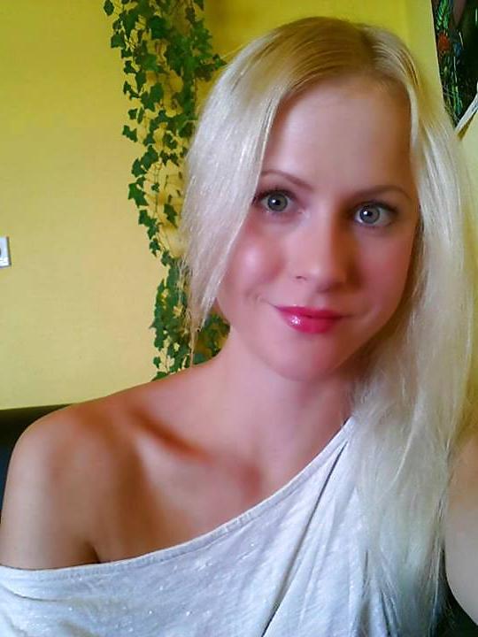 19P Blondehexe German Amateur