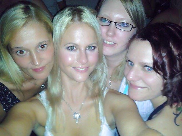 19P Blondehexe German Amateur
