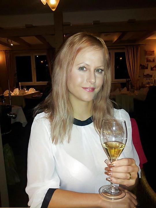 19P Blondehexe German Amateur