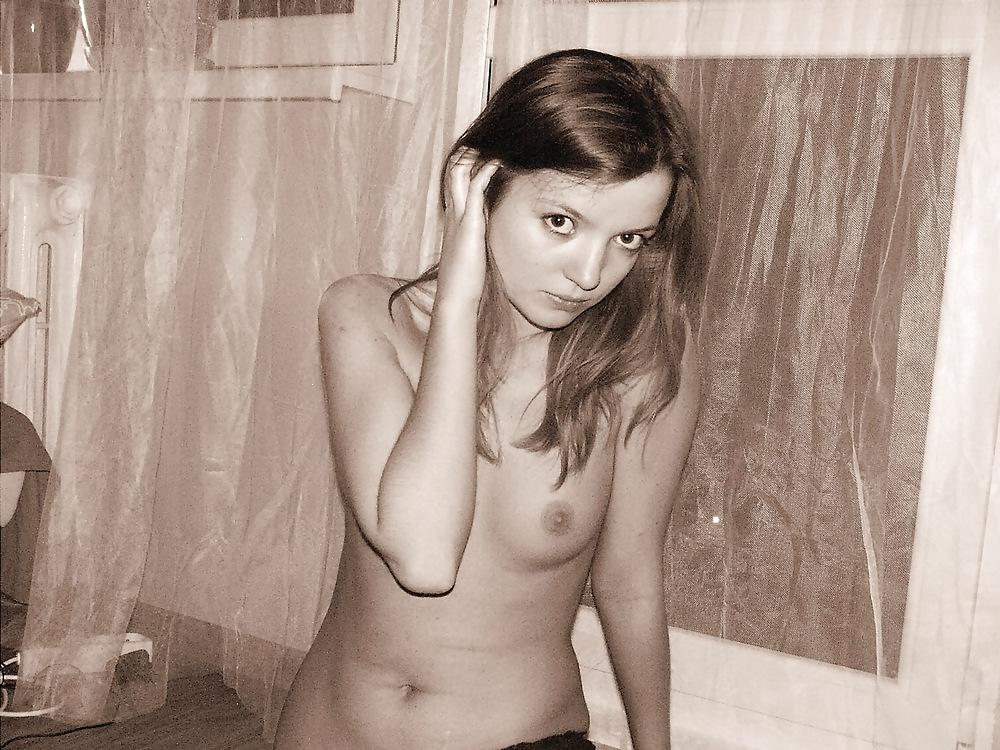 18P Amateur Nude Photos #1