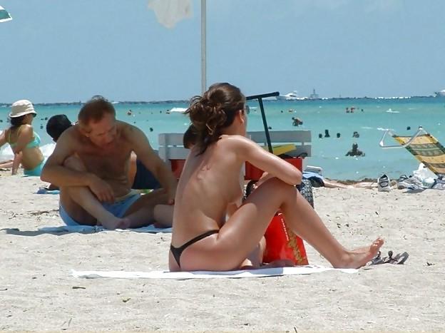 15P Amateur Thong Bikini pic's ass and Tits.
