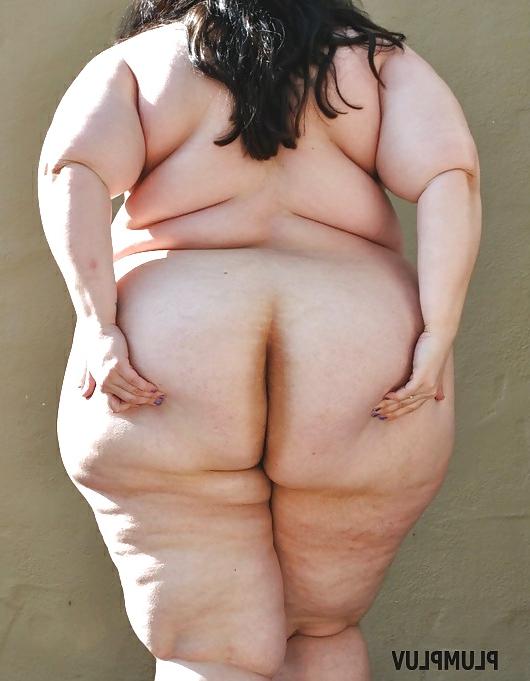 15P HUGE AMATEUR BBW BRUNETTE WITH A FAT ASS AND HUGE THIGHS