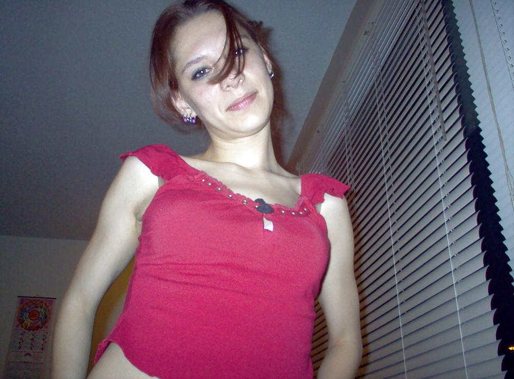 25P Real Amateur Teen Brunette Pics
